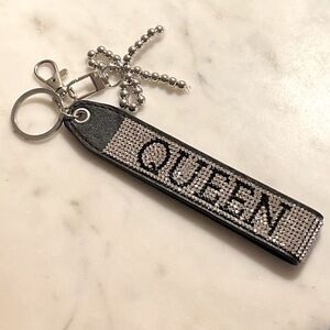 Queen Rhinestone Detachable Purse Keychain